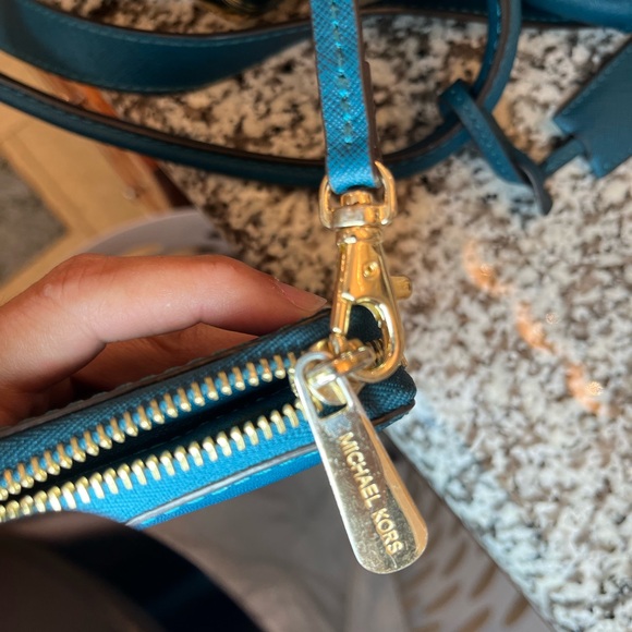 Michael Kors Teal Hamilton Satchel and Wallet Set! - Picture 16 of 16